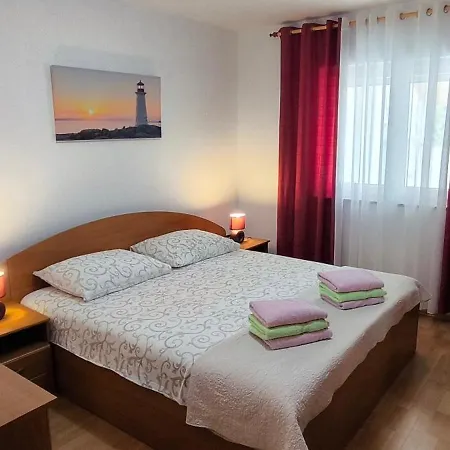 Davorka 3* Ližnjan