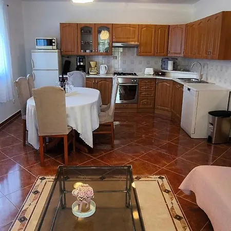Davorka Maison d'hôtes Ližnjan
